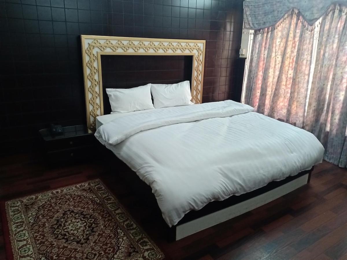New Islamabad Guest House Bagian luar foto