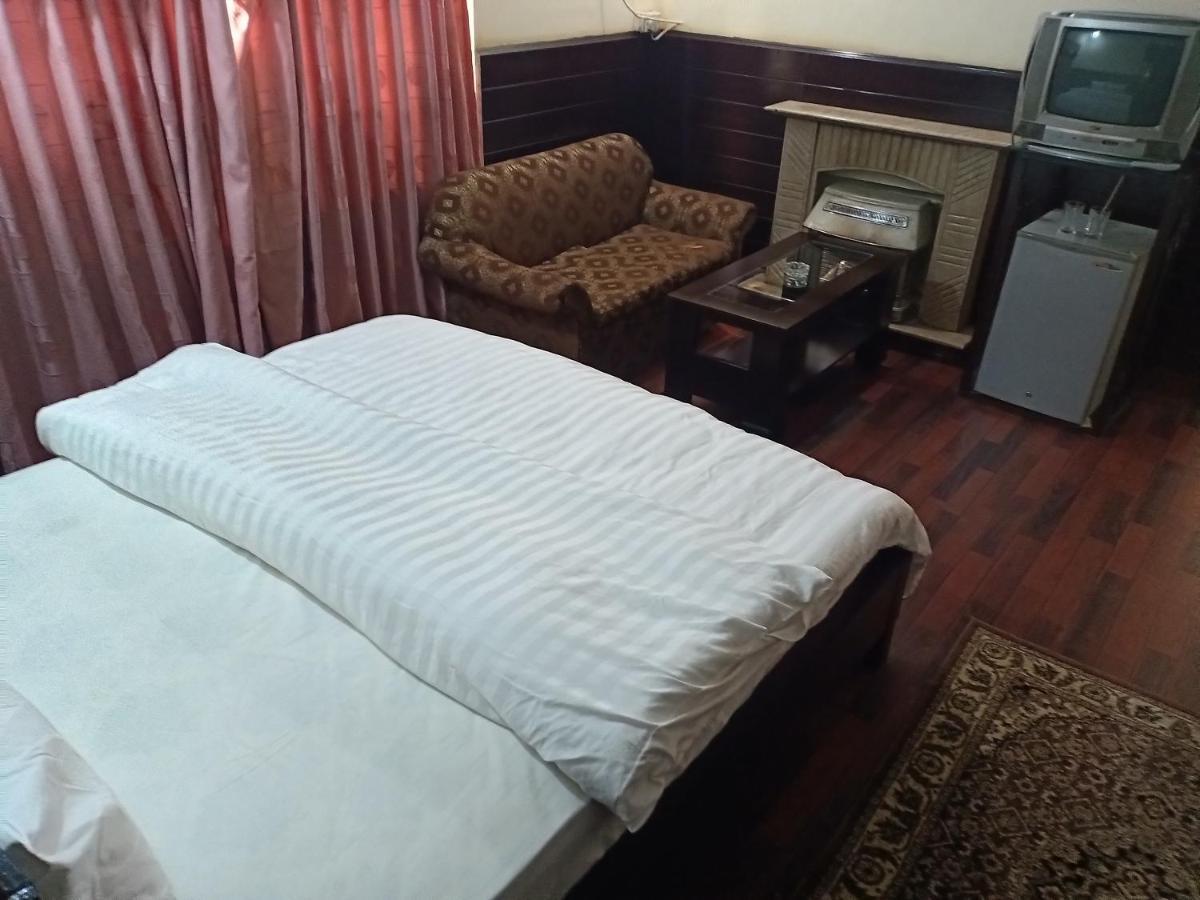 New Islamabad Guest House Bagian luar foto