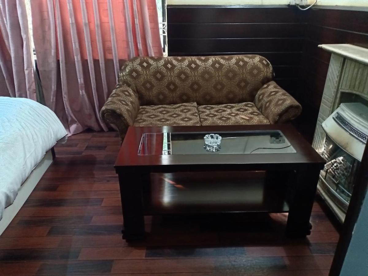 New Islamabad Guest House Bagian luar foto